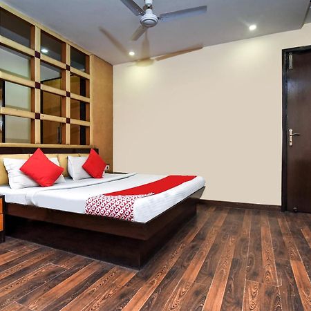 Hotel OYO 6467 Kochar Plaza Delhi  Exterior foto
